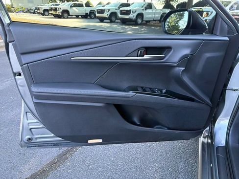 Used 2025 Toyota Camry XSE w/ Premium Plus Package FWD image 10
