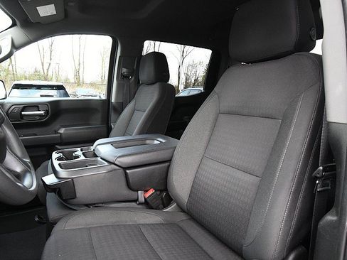 Used 2023 Chevrolet Silverado 1500 Custom AWD/4WD image 11