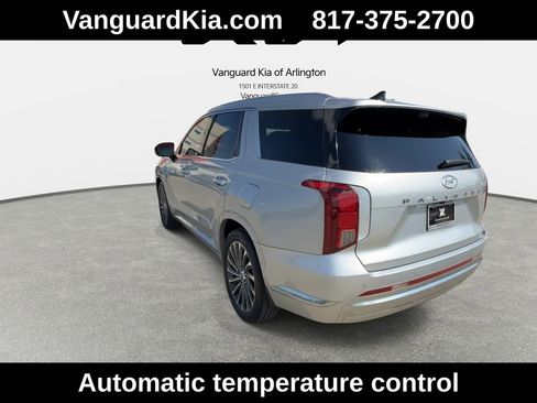 Used 2023 Hyundai Palisade Calligraphy FWD image 7