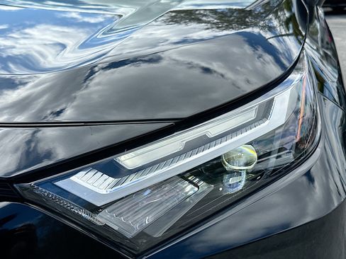 Used 2025 Toyota RAV4 LE image 28