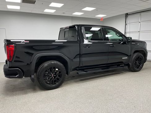 Used 2024 GMC Sierra 1500 Elevation w/ Elevation Premium Package AWD/4WD image 10