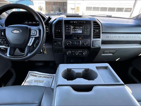 Used 2019 Ford F250 XL w/ Power Equipment Group AWD/4WD image 16