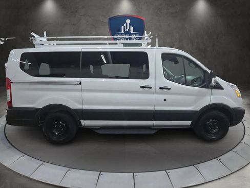 Used 2017 Ford Transit 150 XLT image 6