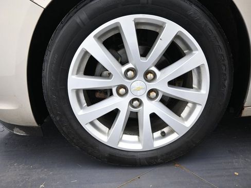 Used 2014 Chevrolet Malibu LT FWD image 30