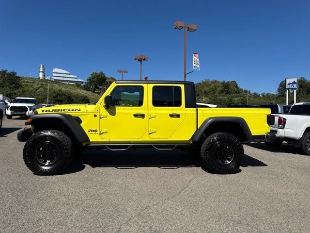 Used 2023 Jeep Gladiator Rubicon w/ LED Lighting Group AWD/4WD image 3