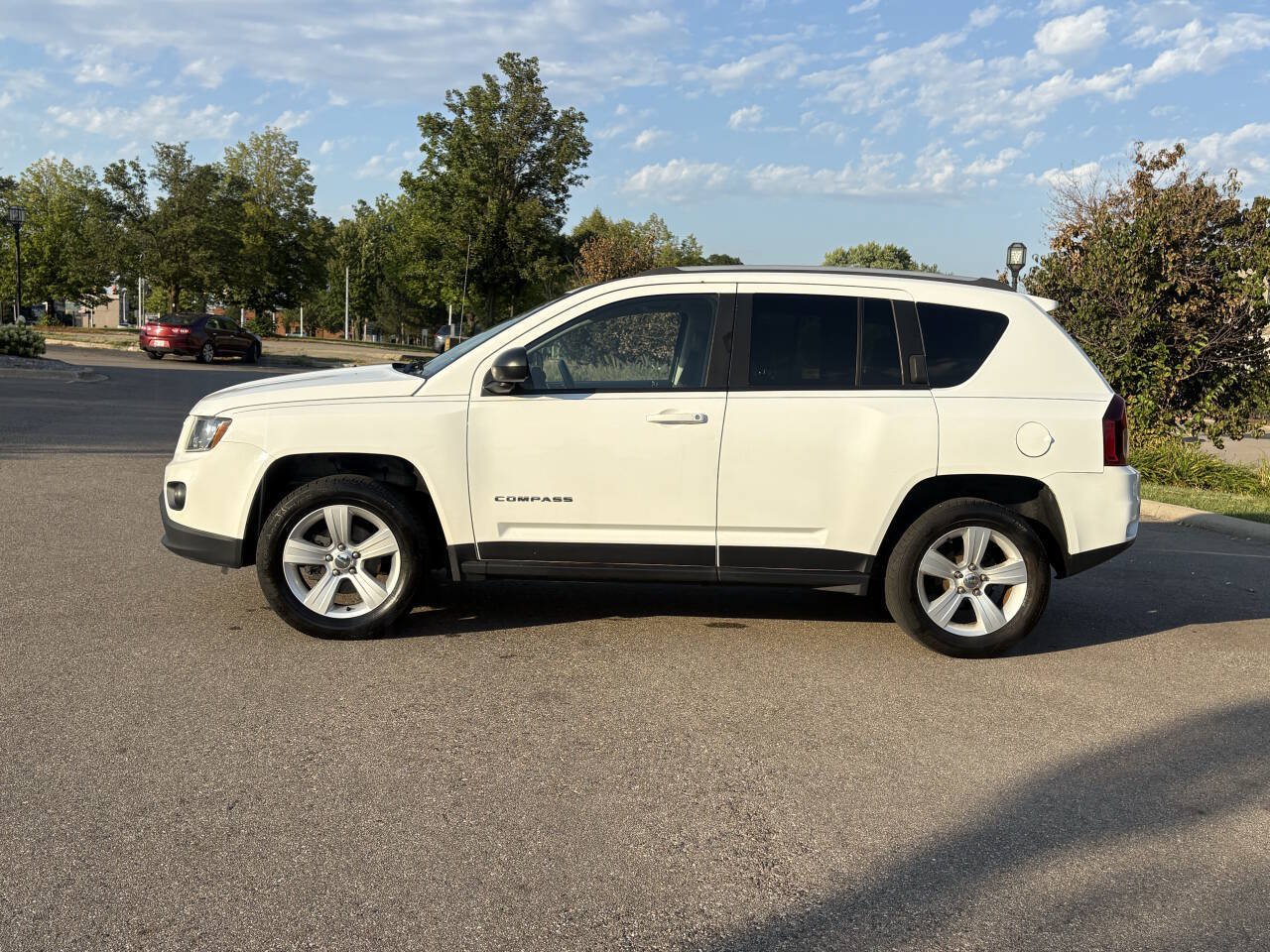 Used 2017 Jeep Compass Sport w/ Power Value Group AWD/4WD image 11