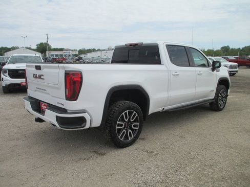 New 2026 GMC Sierra 1500 AT4 AWD/4WD image 5