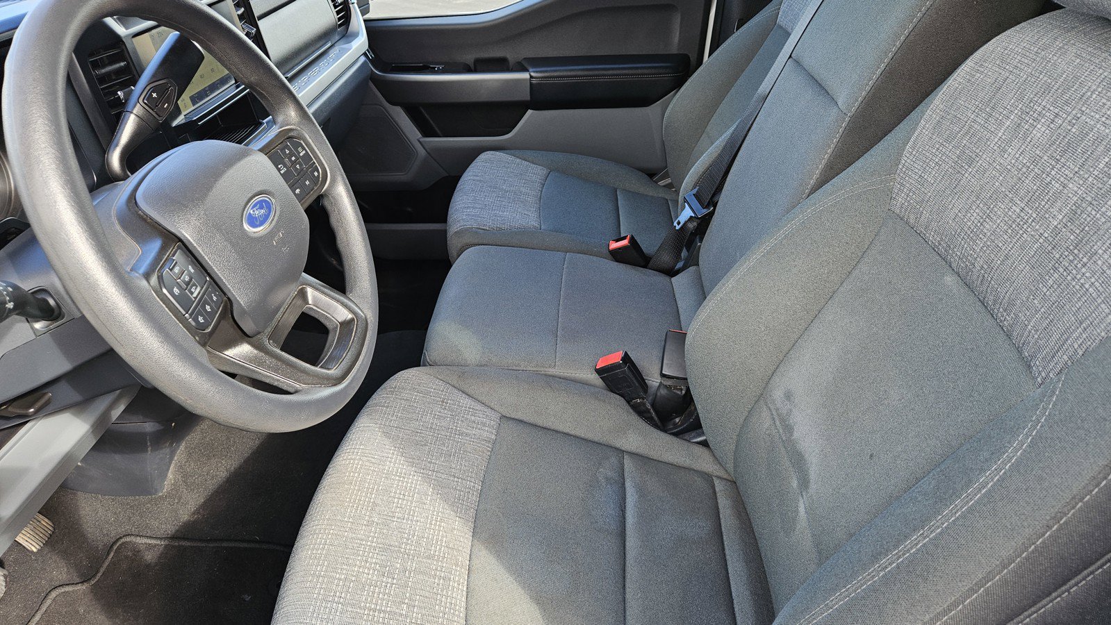 Used 2025 Ford F250 XLT AWD/4WD image 11