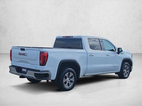 Certified 2025 GMC Sierra 1500 SLT RWD image 5