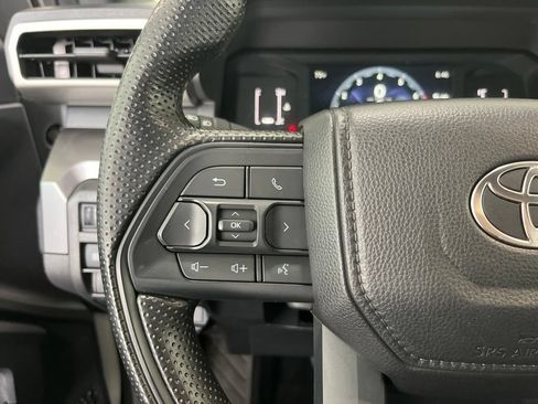 Used 2026 Toyota Tacoma SR5 AWD/4WD image 7