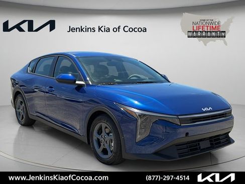 New 2026 Kia K4 FWD image 1