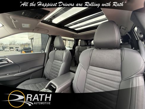 New 2026 Mitsubishi Outlander Trail Edition image 17