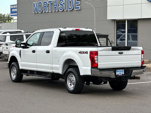 Used 2022 Ford F250 XL w/ Power Equipment Group image 4