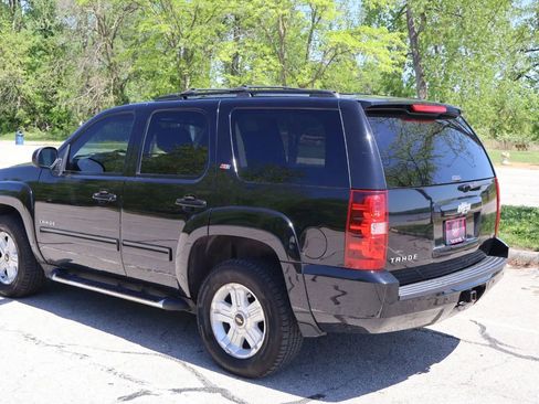 Used 2010 Chevrolet Tahoe LT w/ Luxury Package image 7