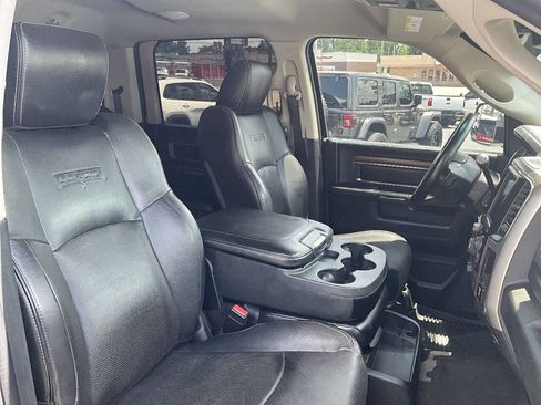 Used 2017 RAM 2500 Laramie AWD/4WD image 32