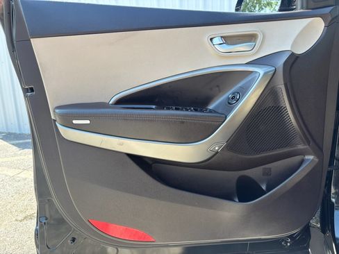 Used 2018 Hyundai Santa Fe SE w/ SE Premium Package 02 FWD image 45