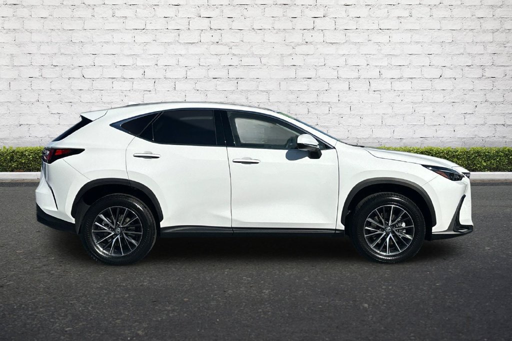 Used 2026 Lexus NX 350h AWD w/ Accessory Package (Z1) image 3