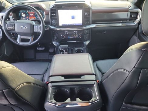 Used 2022 Ford F150 Lariat w/ Equipment Group 502A High image 11