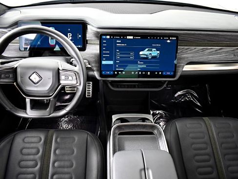 Used 2022 Rivian R1T Launch Edition image 15