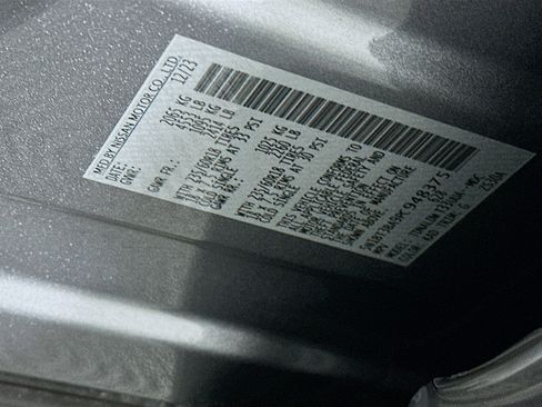 Used 2023 Nissan Rogue SV image 12