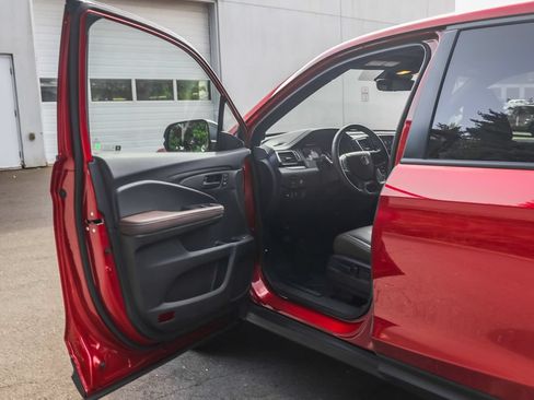 Used 2025 Honda Passport EX-L image 26