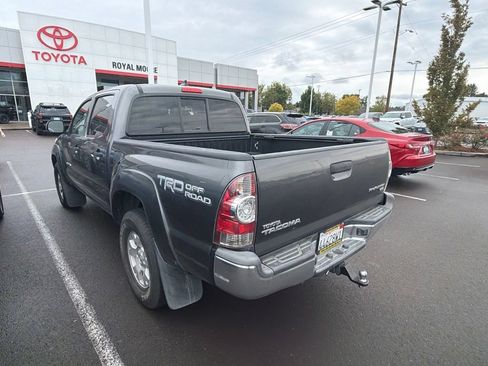 Used 2015 Toyota Tacoma PreRunner w/ TRD Off-Road Package RWD image 6