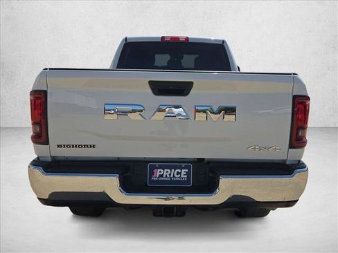 Used 2025 RAM 2500 Big Horn AWD/4WD image 7