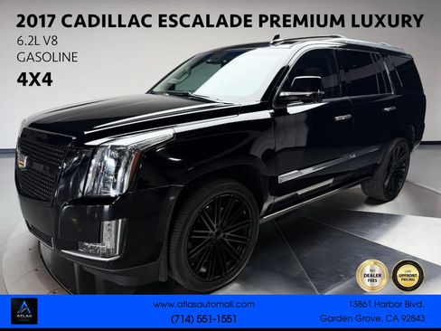 Used 2017 Cadillac Escalade Premium Luxury AWD/4WD image 1