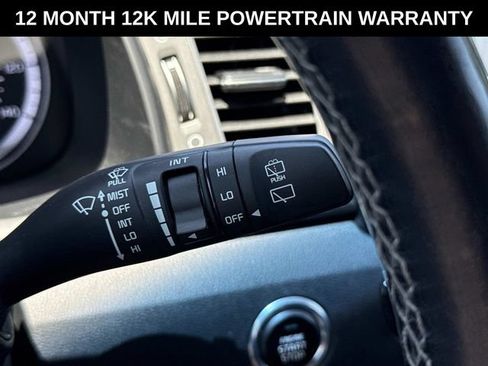 Used 2019 Kia Niro Touring FWD image 26