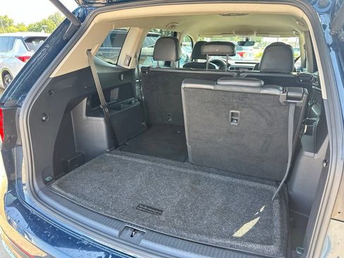 Used 2021 Volkswagen Atlas SE FWD image 19