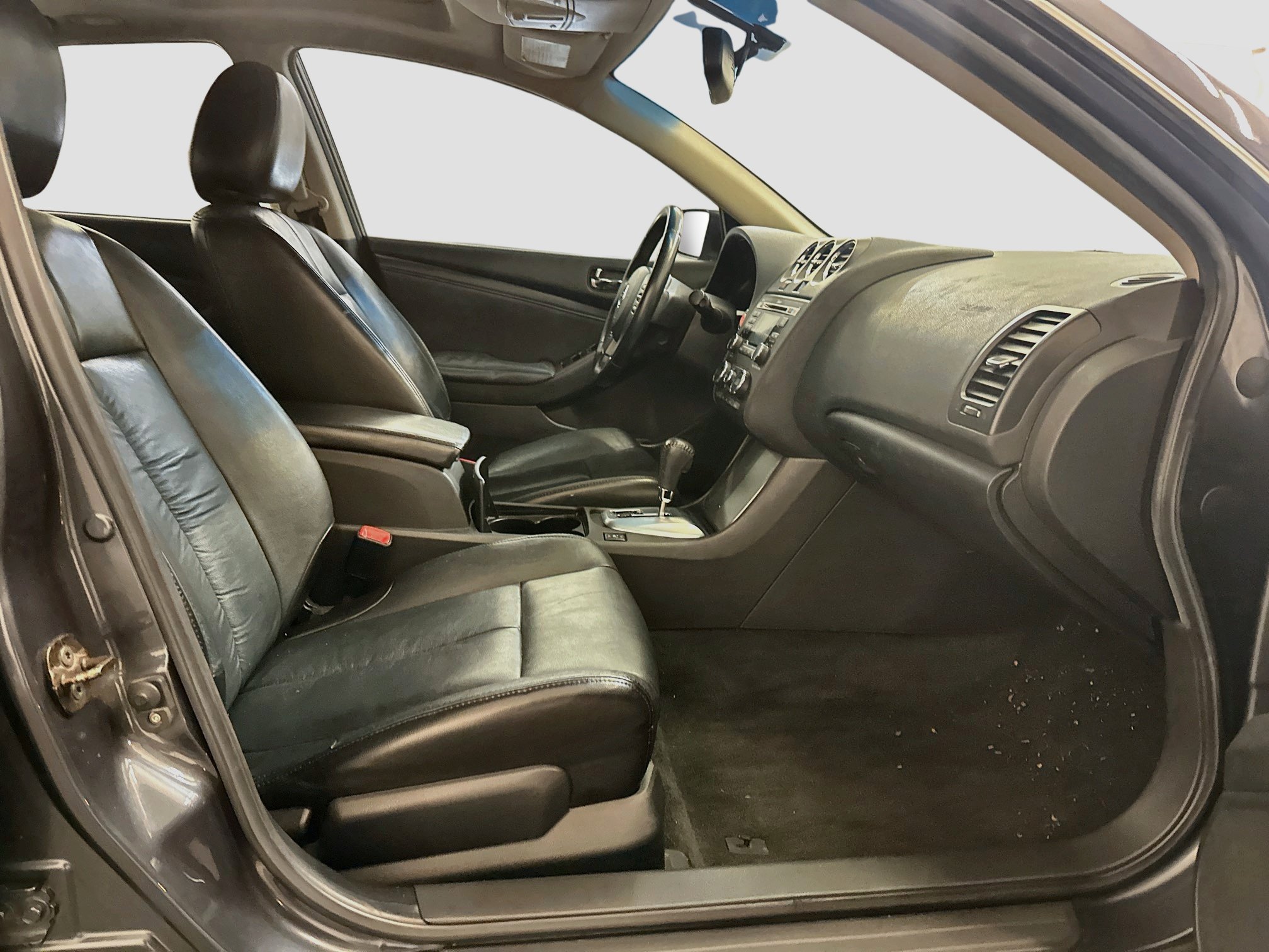 Used 2010 Nissan Altima 2.5 SL w/ SL Pkg FWD image 32