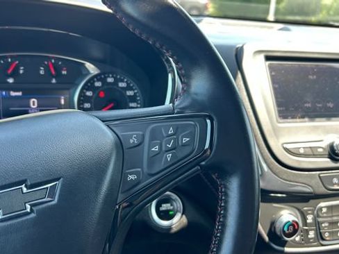 Certified 2022 Chevrolet Equinox RS AWD/4WD image 19