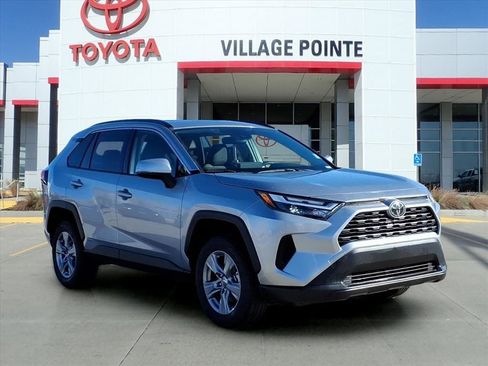 Certified 2025 Toyota RAV4 XLE image 9