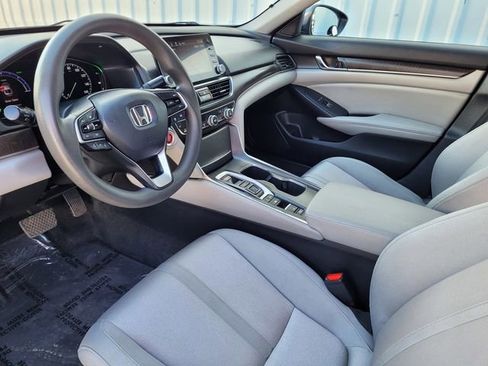 Used 2019 Honda Accord EX image 11