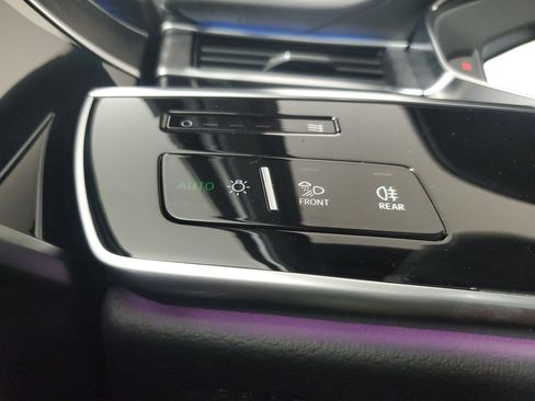 New 2026 Audi A8 L 3.0T AWD/4WD image 35