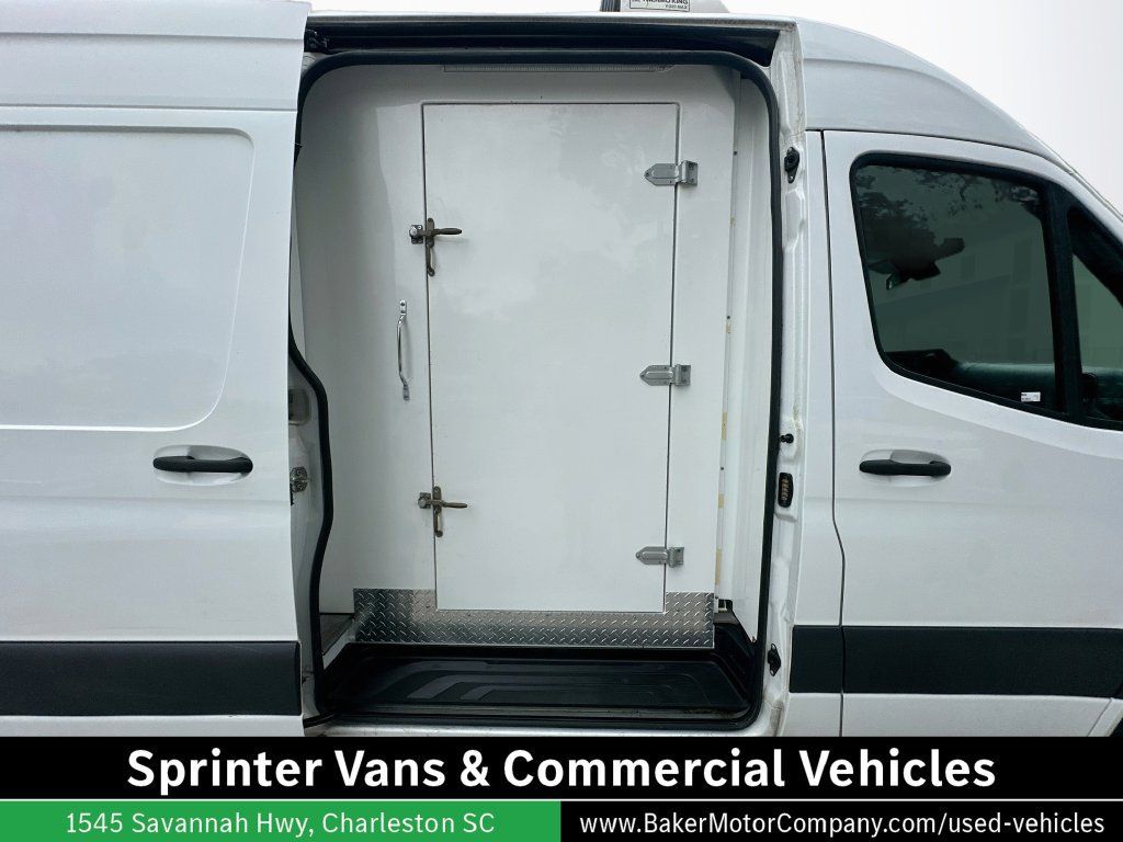 Used 2022 Mercedes-Benz Sprinter 2500 image 33