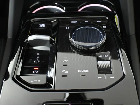 New 2026 BMW 530i xDrive w/ M Sport Package image 22