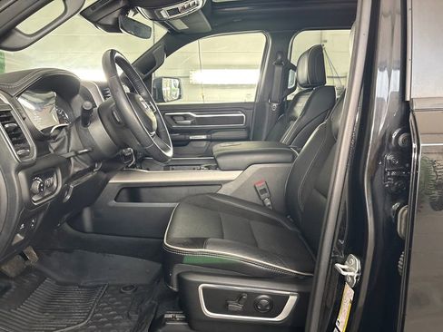 Used 2023 RAM 1500 Laramie AWD/4WD image 12