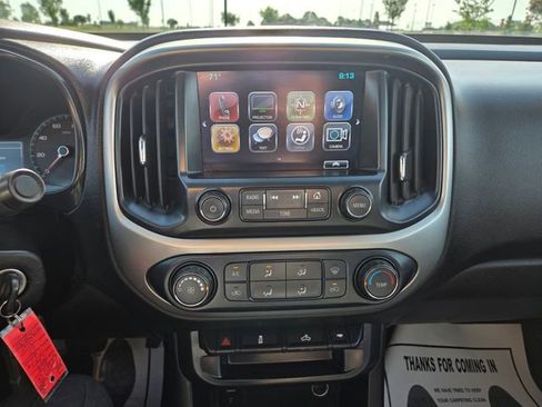Used 2018 Chevrolet Colorado LT AWD/4WD image 24