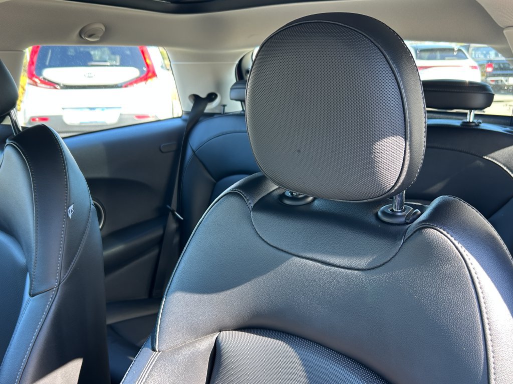 Used 2015 MINI Cooper S FWD image 14