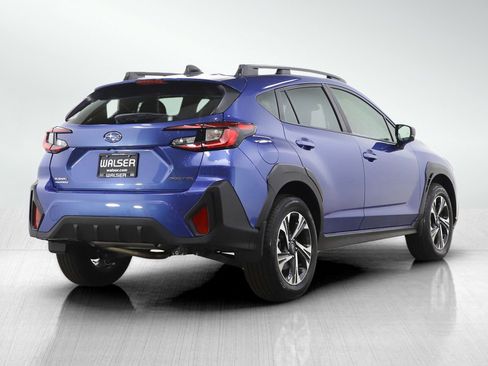 Used 2025 Subaru Crosstrek 2.0i Premium image 5