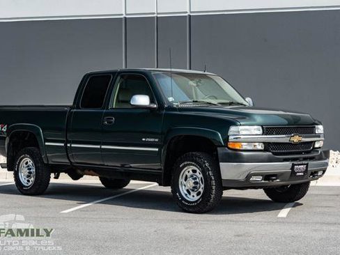 Used 2002 Chevrolet Silverado 2500 LT w/ Off-Road Skid Plate Pkg image 13