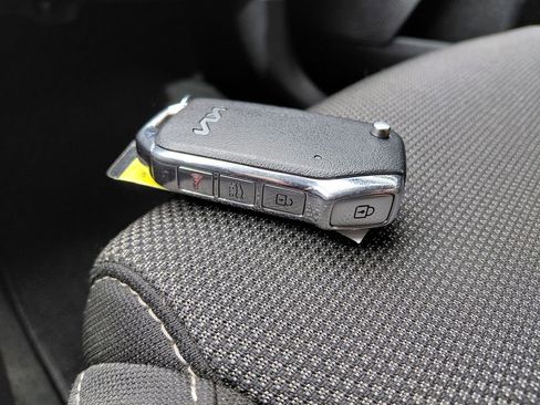 Used 2023 Kia Forte LXS image 39