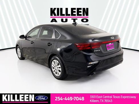 Used 2019 Kia Forte LXS image 6