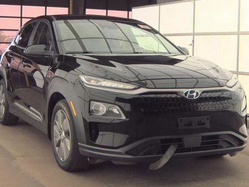 Used 2020 Hyundai Kona Ultimate FWD image 3