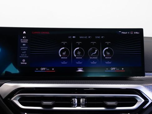 Used 2024 BMW M440i Coupe w/ Premium Package RWD image 29