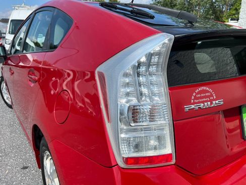 Used 2010 Toyota Prius Two FWD image 35