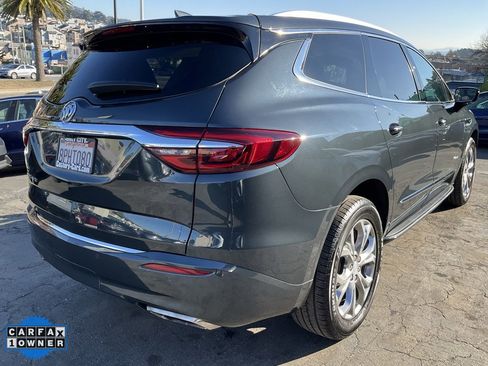 Used 2020 Buick Enclave Avenir w/ Avenir Technology Package image 93
