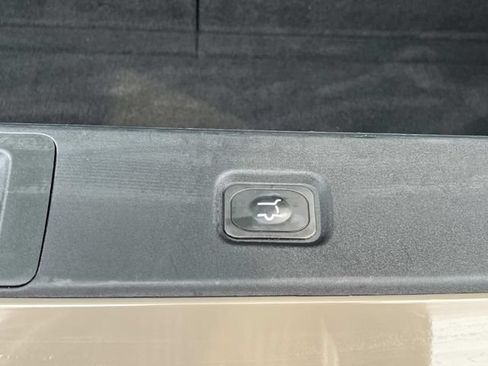 Used 2026 Ford Expedition Tremor AWD/4WD image 12