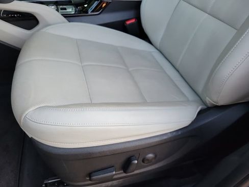 Used 2023 Kia Telluride EX FWD image 10